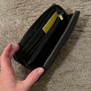 Fossil Wallet